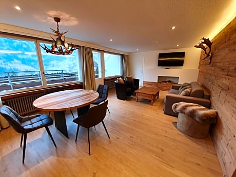 Panorama Suite with Eiger View