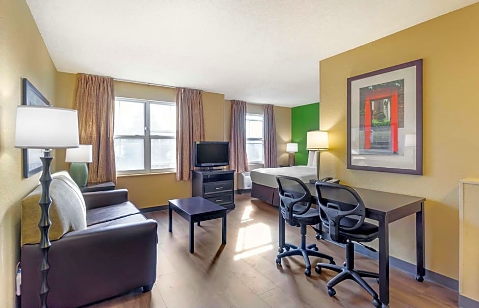 Extended Stay America Suites - Seattle - Everett - Silverlake