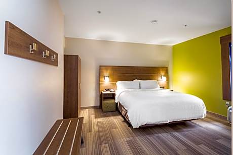 King Suite with Sofa Bed