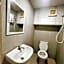 Collection O Near Taiping Mall Formerly Axis Hotel