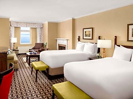 Deluxe Double Room with Two Double Beds and View