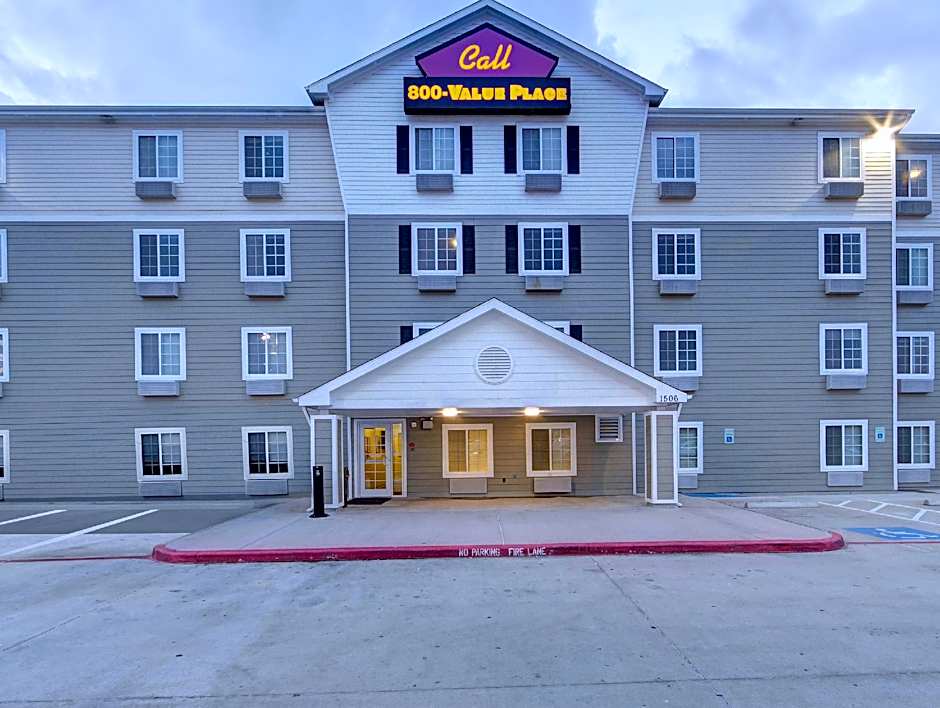 WoodSpring Suites Houston La Porte