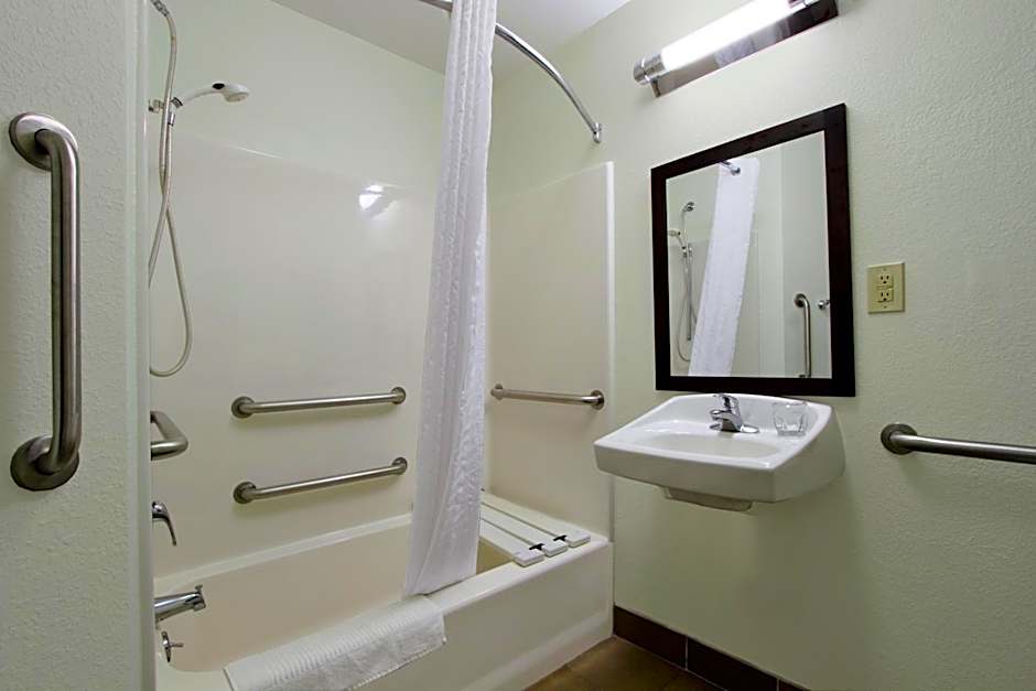 Candlewood Suites Rogers-Bentonville By IHG