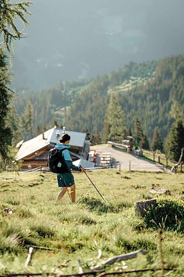 JoAnn suites & apart