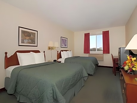 Queen Room with Two Queen Beds - Non-Smoking