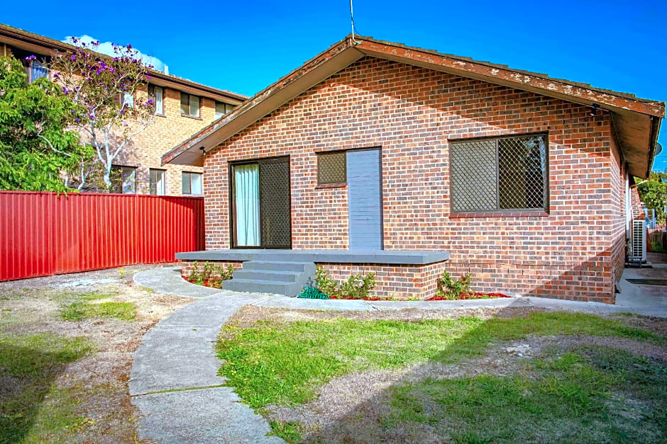 Liberty Plains Motor Inn