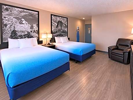 Queen Room with Two Queen Beds - Mobility Access/Non-Smoking