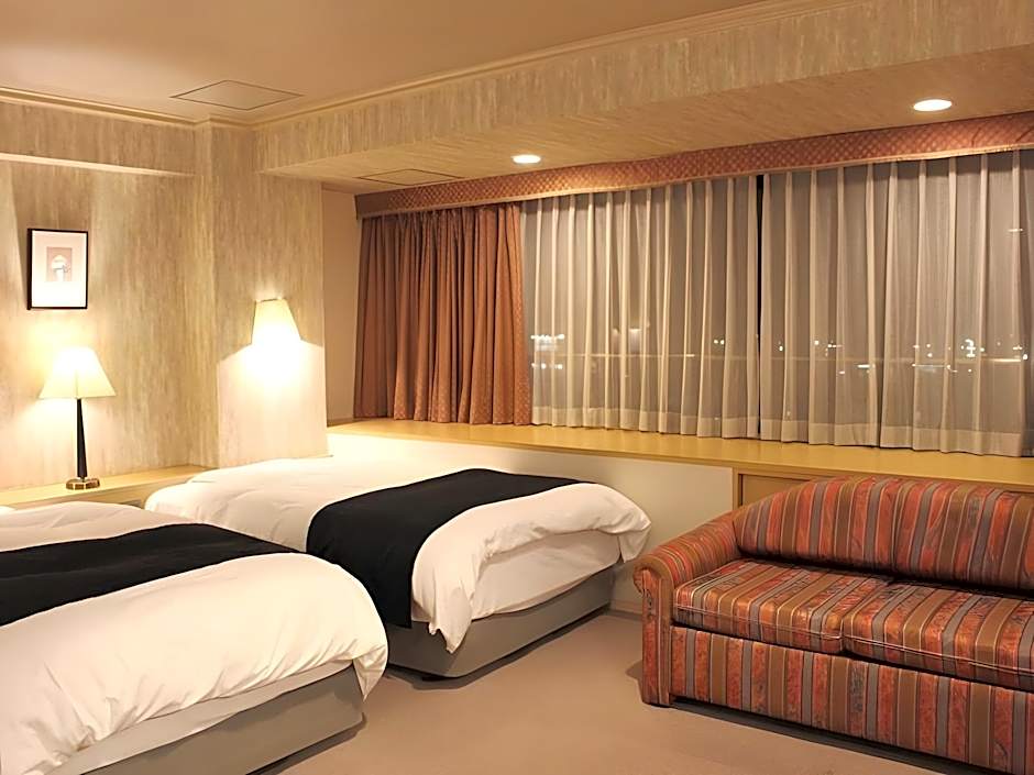 Apa Hotel Tonami-Ekimae