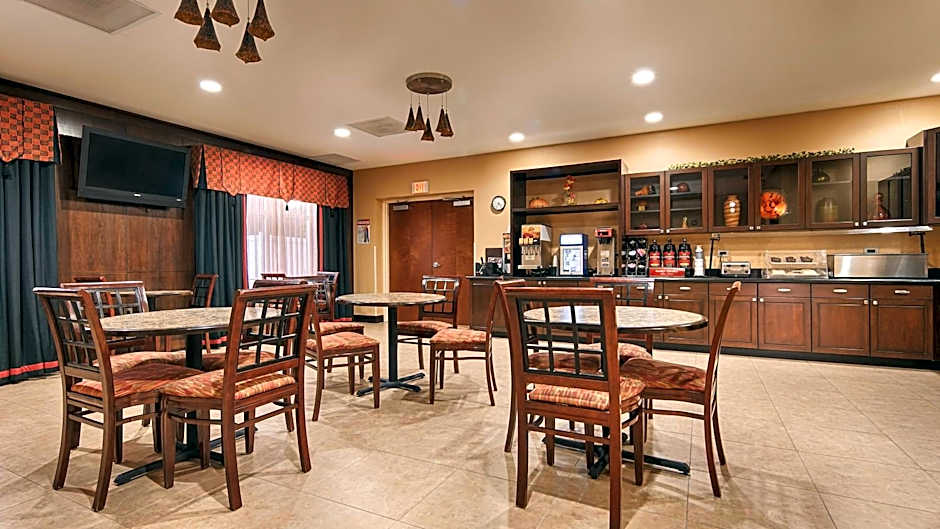Best Western Plus Cecil Field Inn & Suites