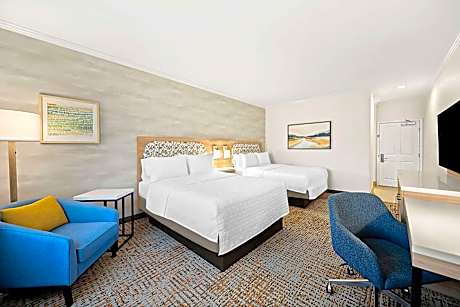 2 Queen Beds With Balcony Nonsmoking