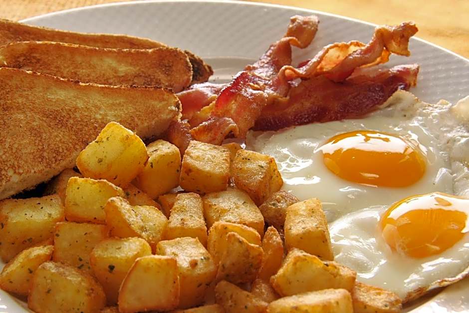 Holiday Inn East Windsor - Cranbury Area by IHG