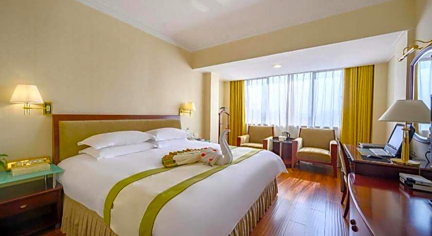 Quanzhou Overseas Chinese Hotel