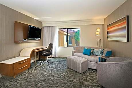 King Room with Sofa Bed