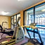 Econo Lodge Inn & Suite Clarksville