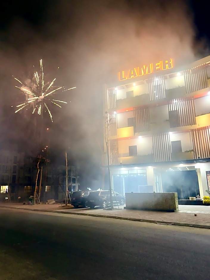 Khách sạn LAMER Thiên Cầm