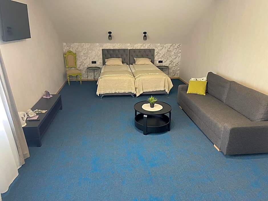 Naktsmītne - Fišers