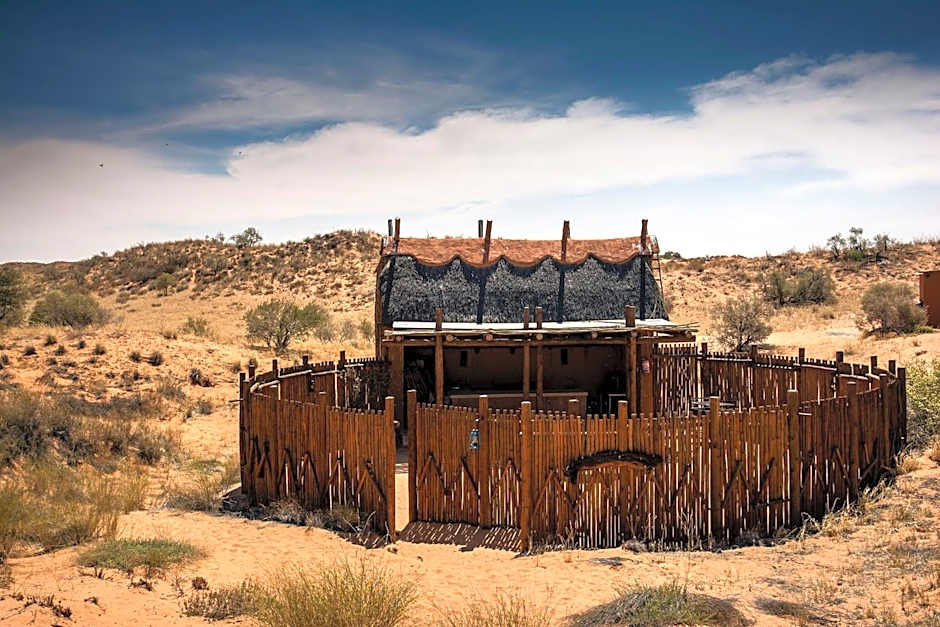 Xaus Lodge