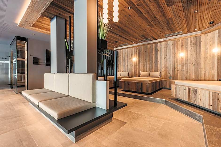 THE MATTHEW - Copper Lodge