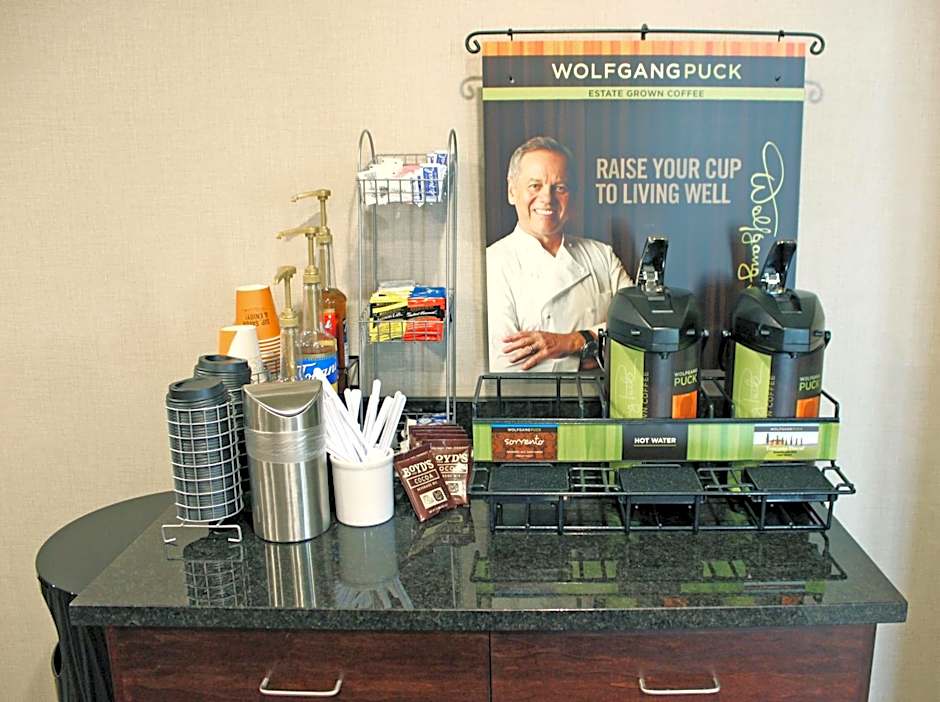 Cobblestone Inn & Suites - Lamoni