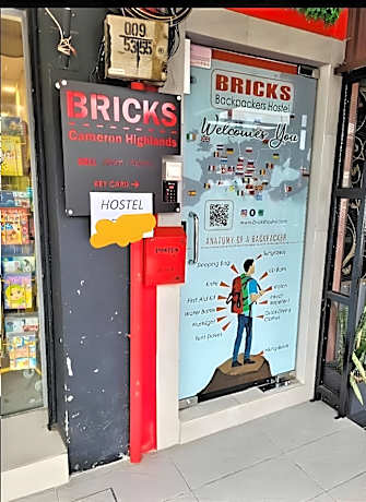 BRICKS Cameron Hostel