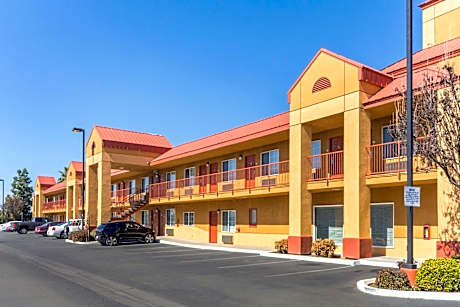 Quality Inn Fresno Near University