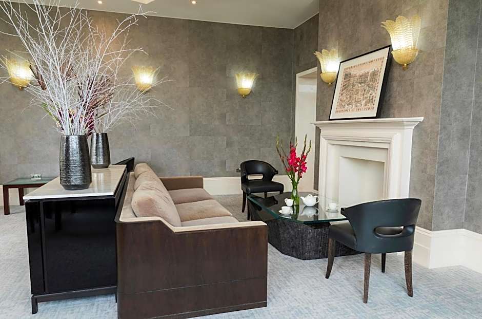 The Chatsworth Hotel