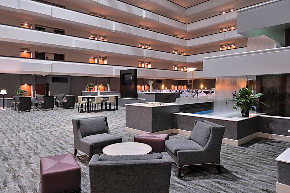 Holiday Inn Hotel and Suites Beaumont-Plaza I-10 & Walden By IHG