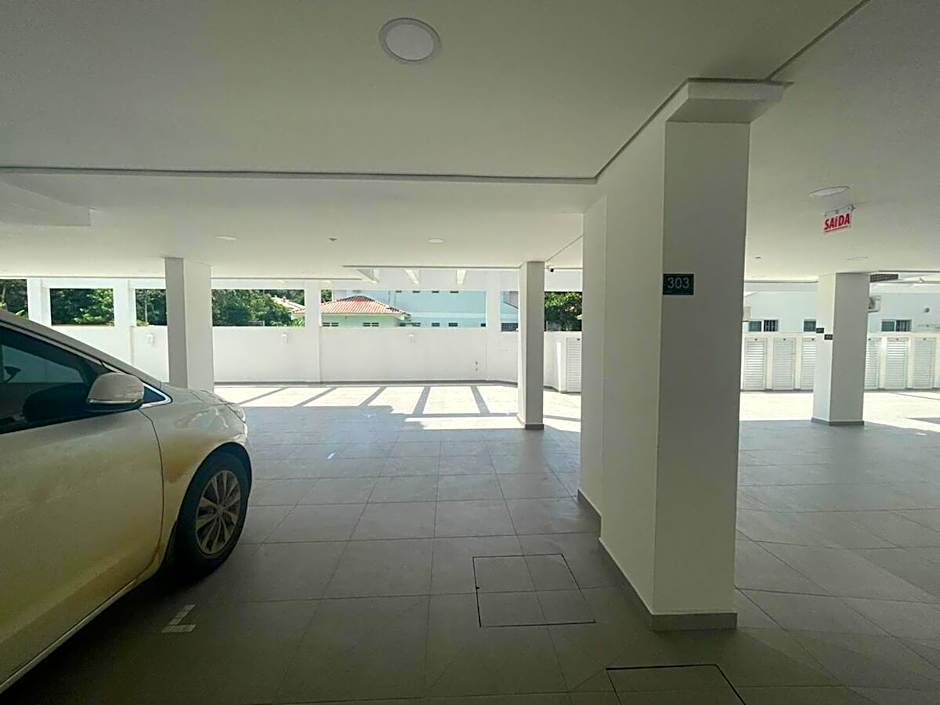 Cód 90 · Apartamento a poucos passo do mar