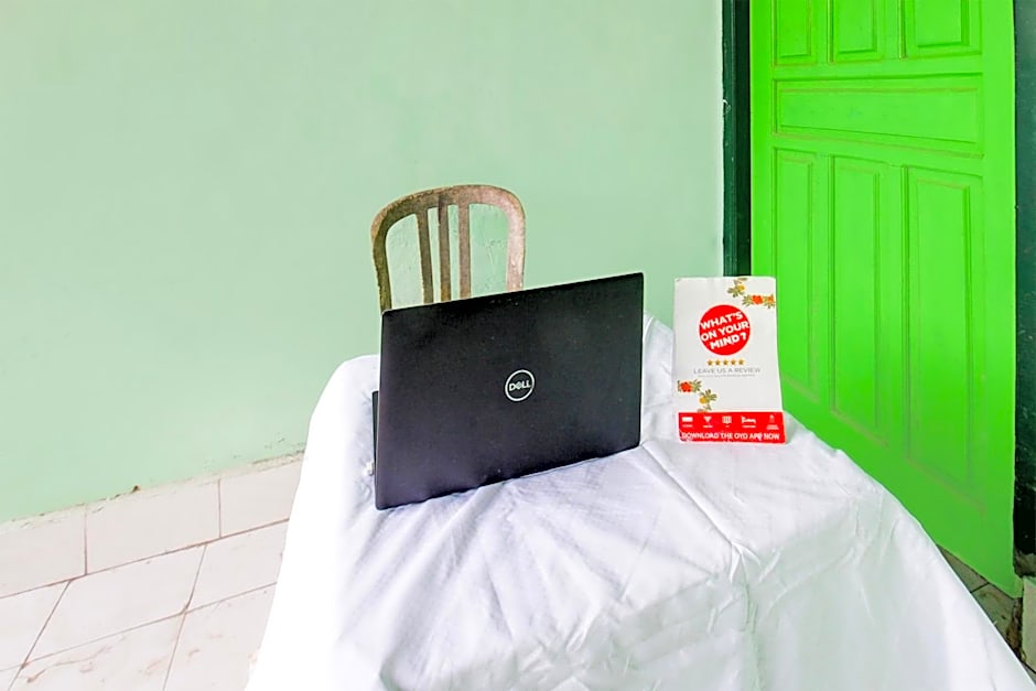 OYO Life 93256 Kos Meninting