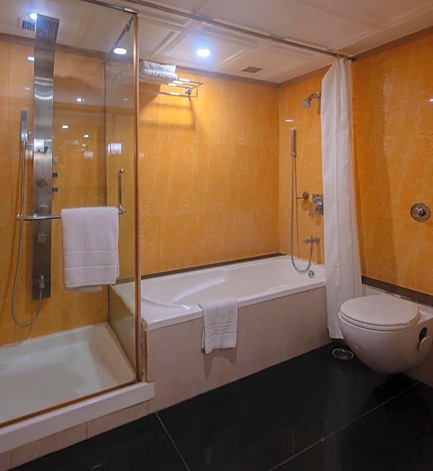 Hotel Babylon Inn