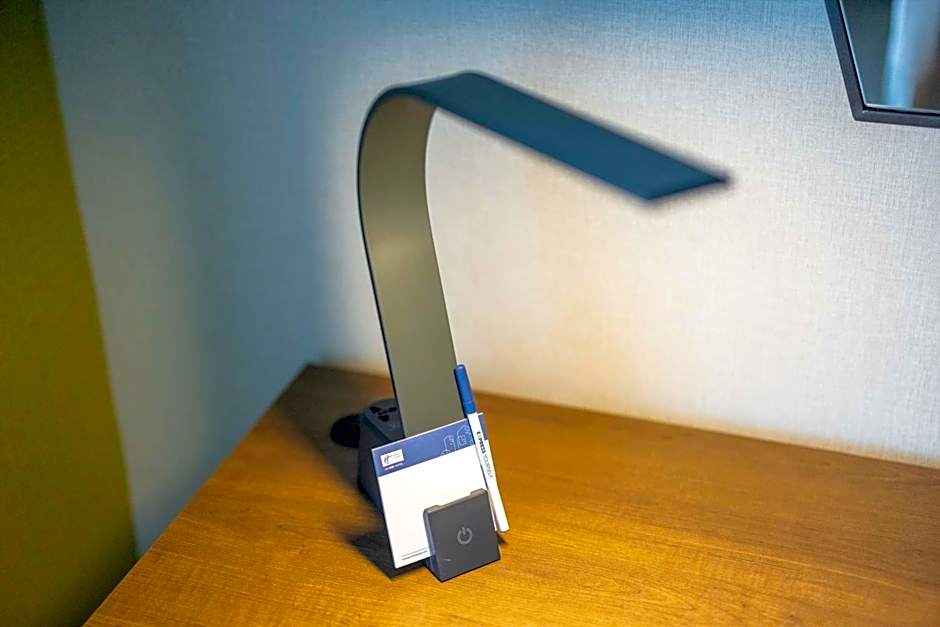 Holiday Inn Express & Suites - San Jose Silicon Valley By IHG