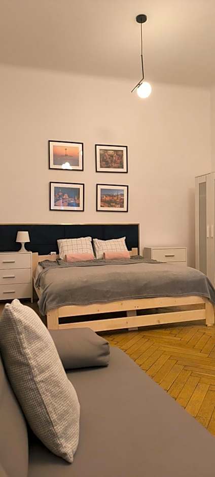 Roller Aparthotel