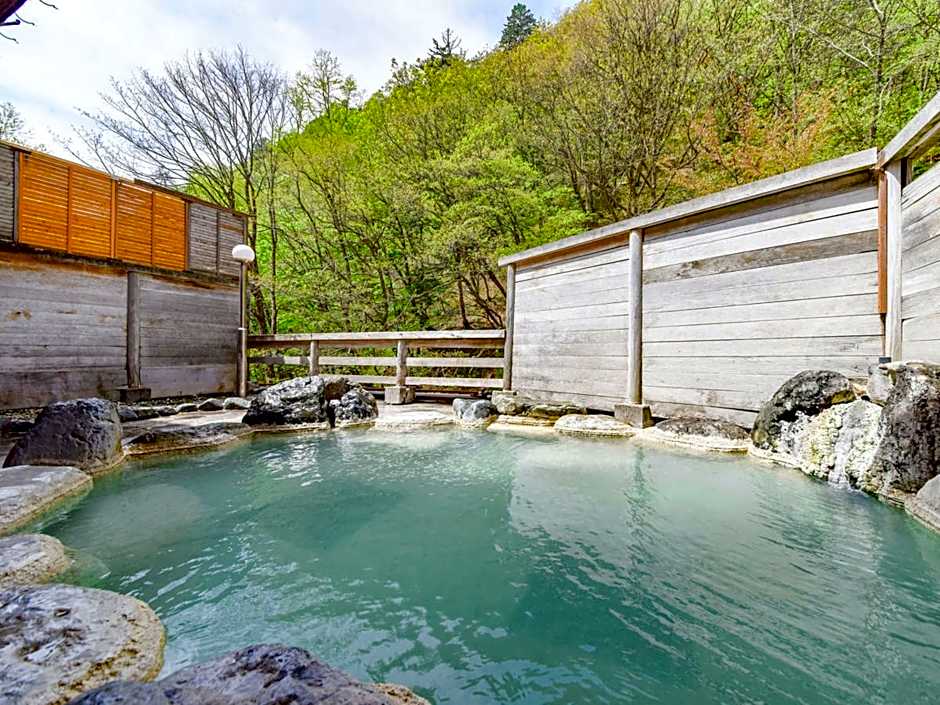 Shirahone Onsen Tsuruya Ryokan