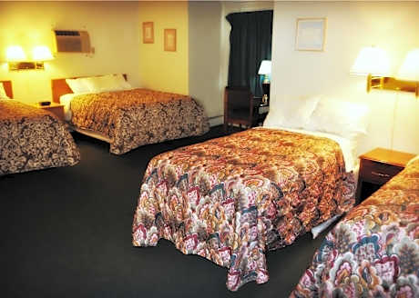 Deluxe Family Room