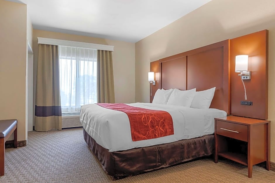 Comfort Suites