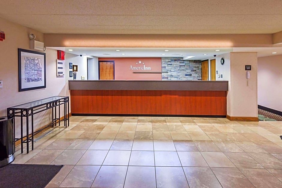 AmericInn by Wyndham Omaha