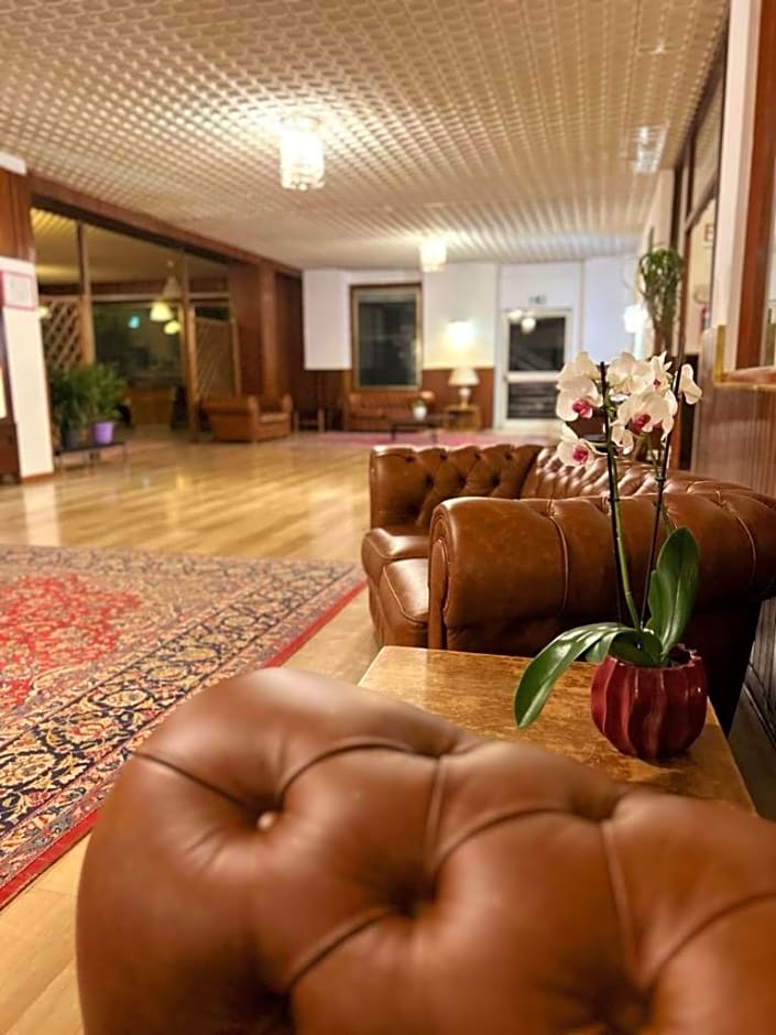 Excelsior Hotel Cimone LowCost