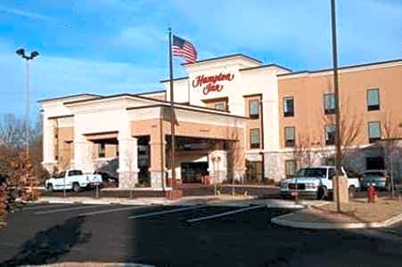Hampton Inn - Monticello