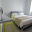 White 1903 - Rooftop Pool & Luxury Rooms