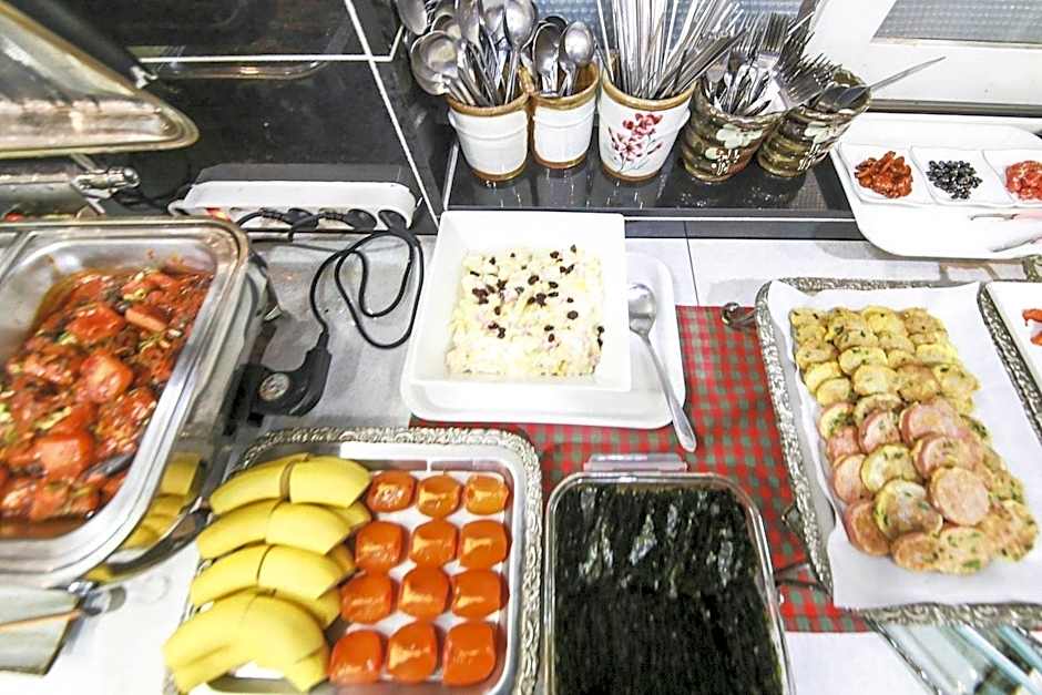 Cheonan Business Hotel