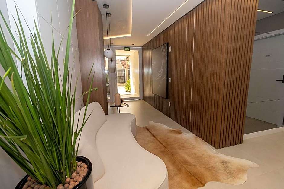 Barbados 302 - Excelente apartamento 02 suítes - À poucos metros da praia de Bombas - (Consultar serviços de roupa de cama e banho)