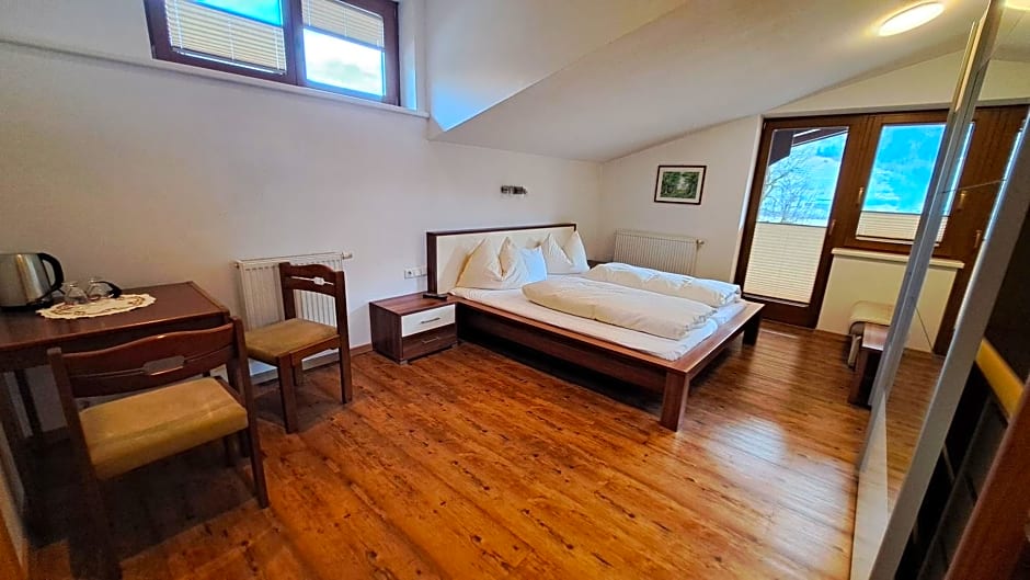 Landhaus Rauch – Schwendau, IL