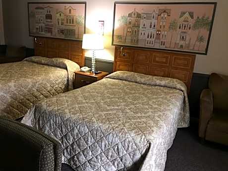 Double Room with Two Double Beds - Smoking