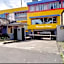 OYO Life 93383 Wisma Kencana Puteri