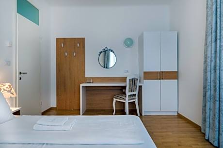 Superior Family Room