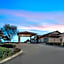 Red Roof Inn & Suites Sulphur Springs