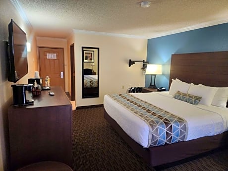 King Room - Disability Access - Non Smoking