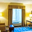 Comfort Inn & Suites Plainville-Foxboro