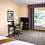 Plaza Inn & Suites at Ashland Creek