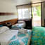 Caledonian Hotel Motel